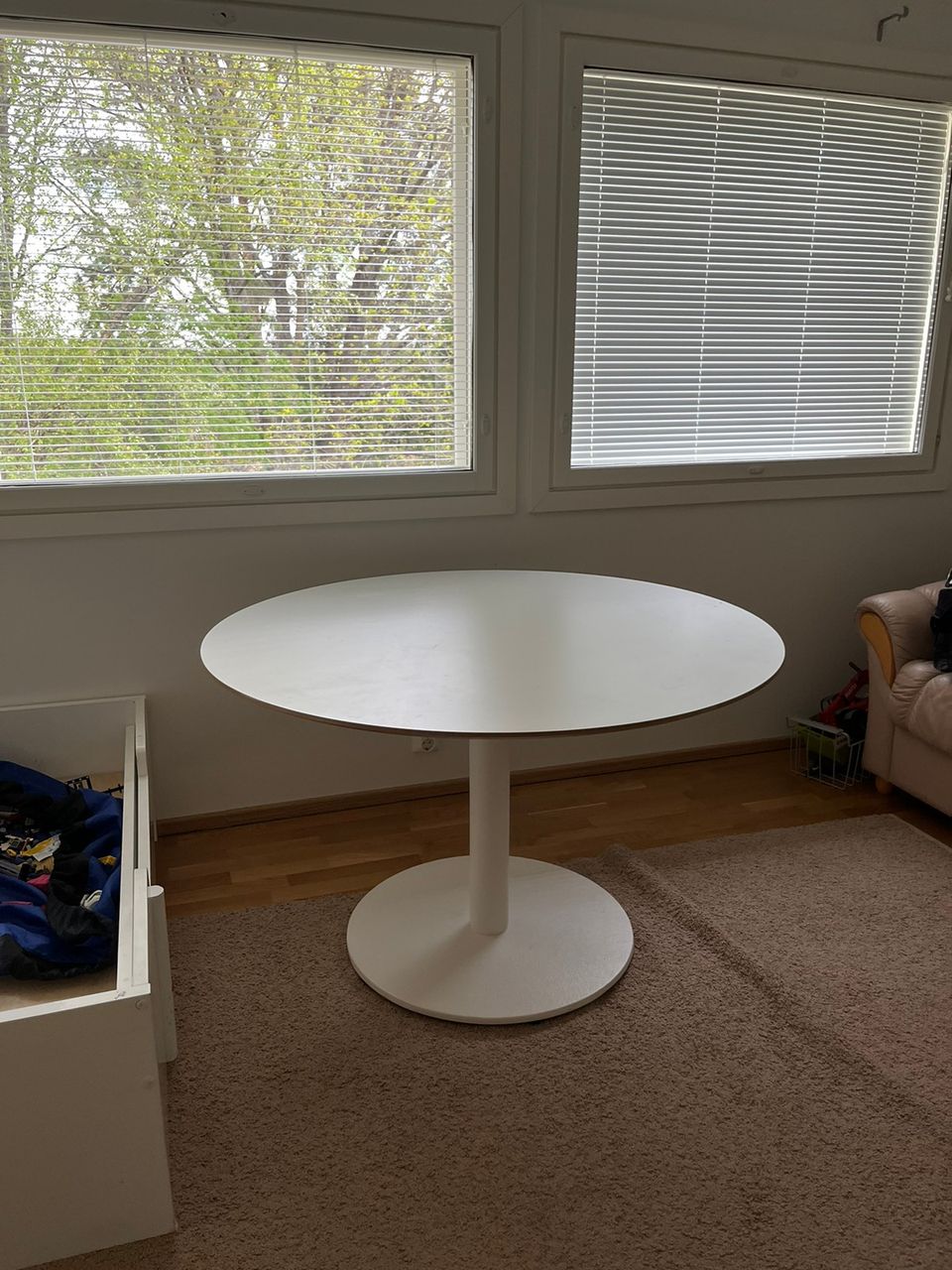 Ikean pöytä