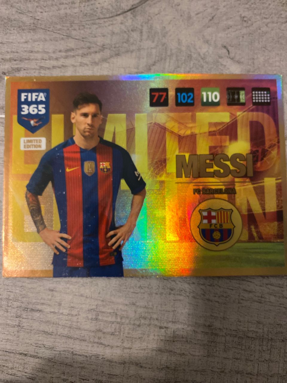 XXL Messi Limited edition card