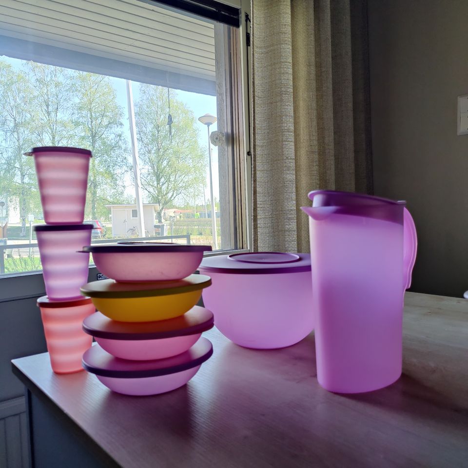 Tupperware astiat