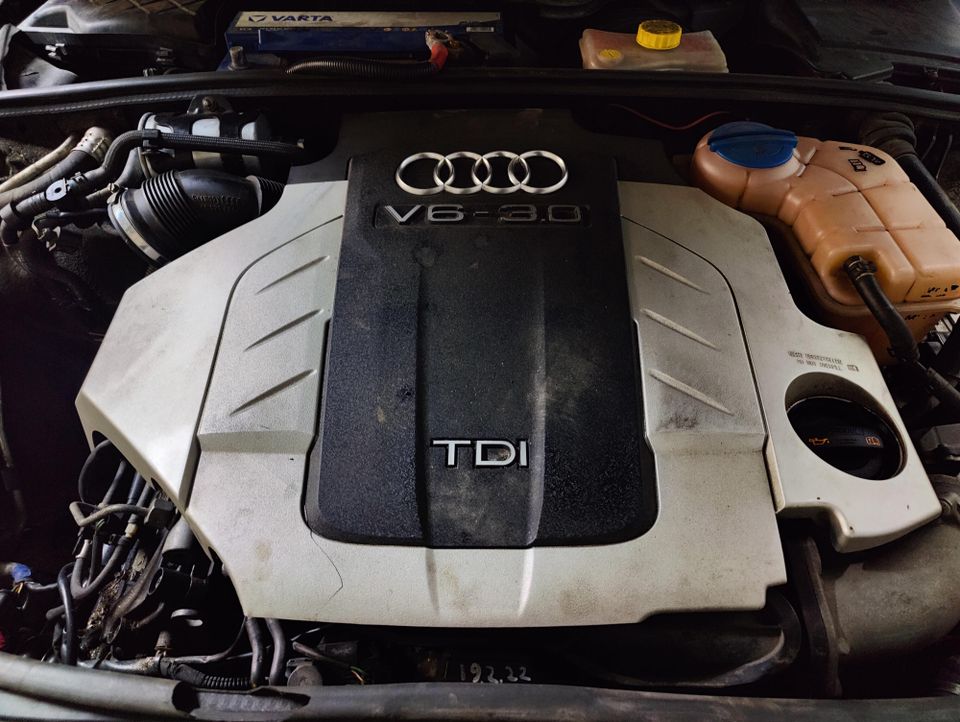 Audi ASB 3.0TDI moottori