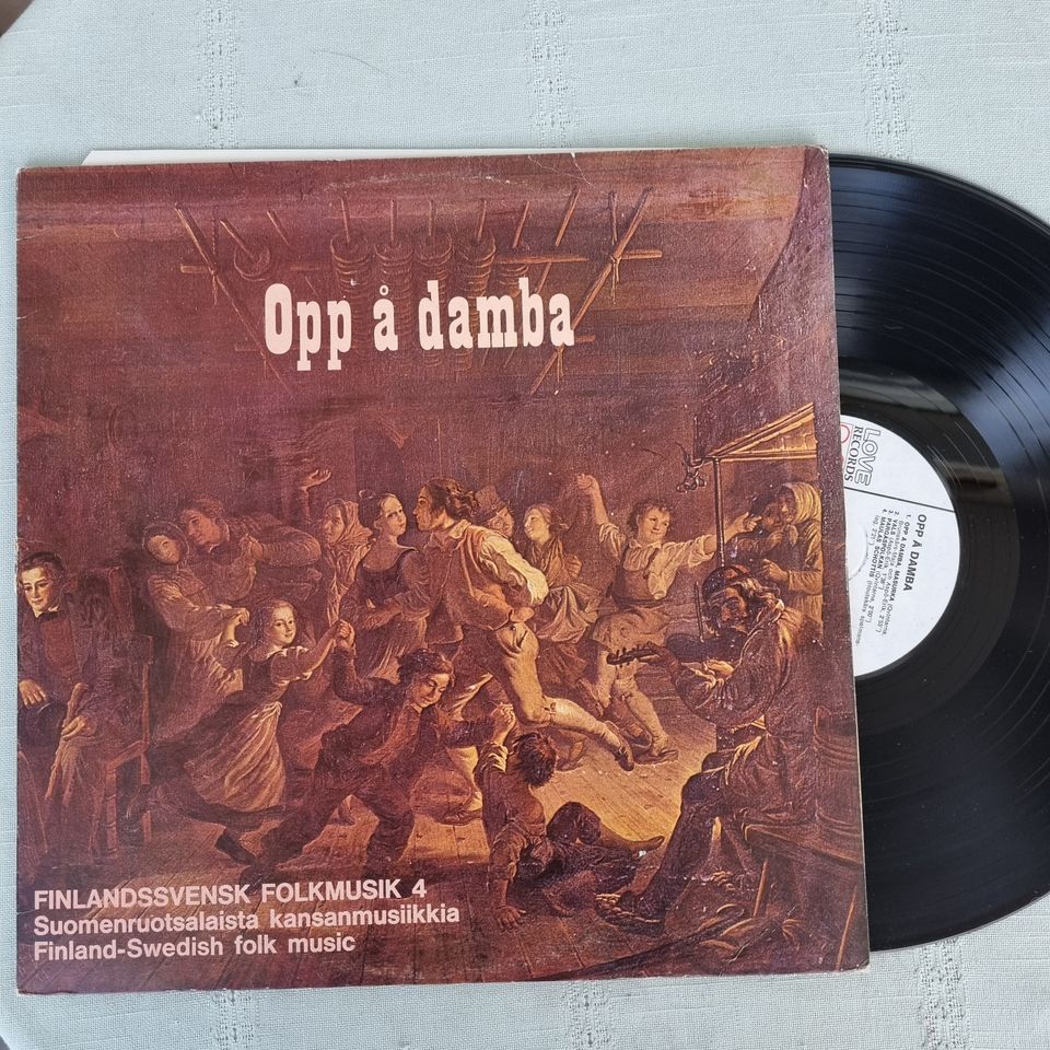 LP  Opp Å Damba - Finlandssvensk Folkmusik.