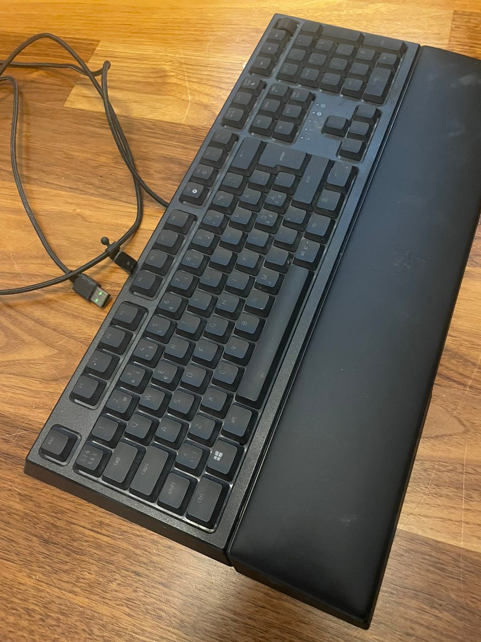 Näppäimistö Razer Ornata v 2