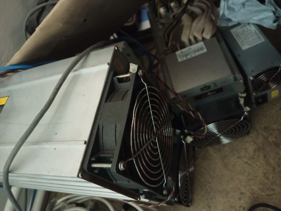 Antminer L3+