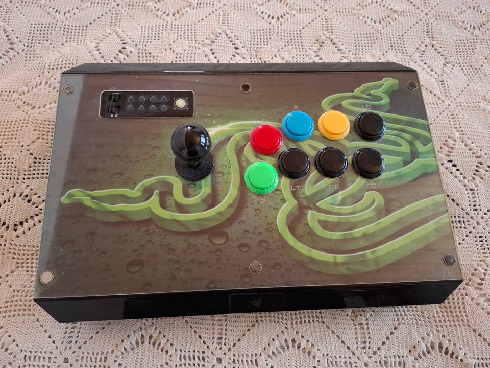 Razer Atrox Arcade Stick ohjain