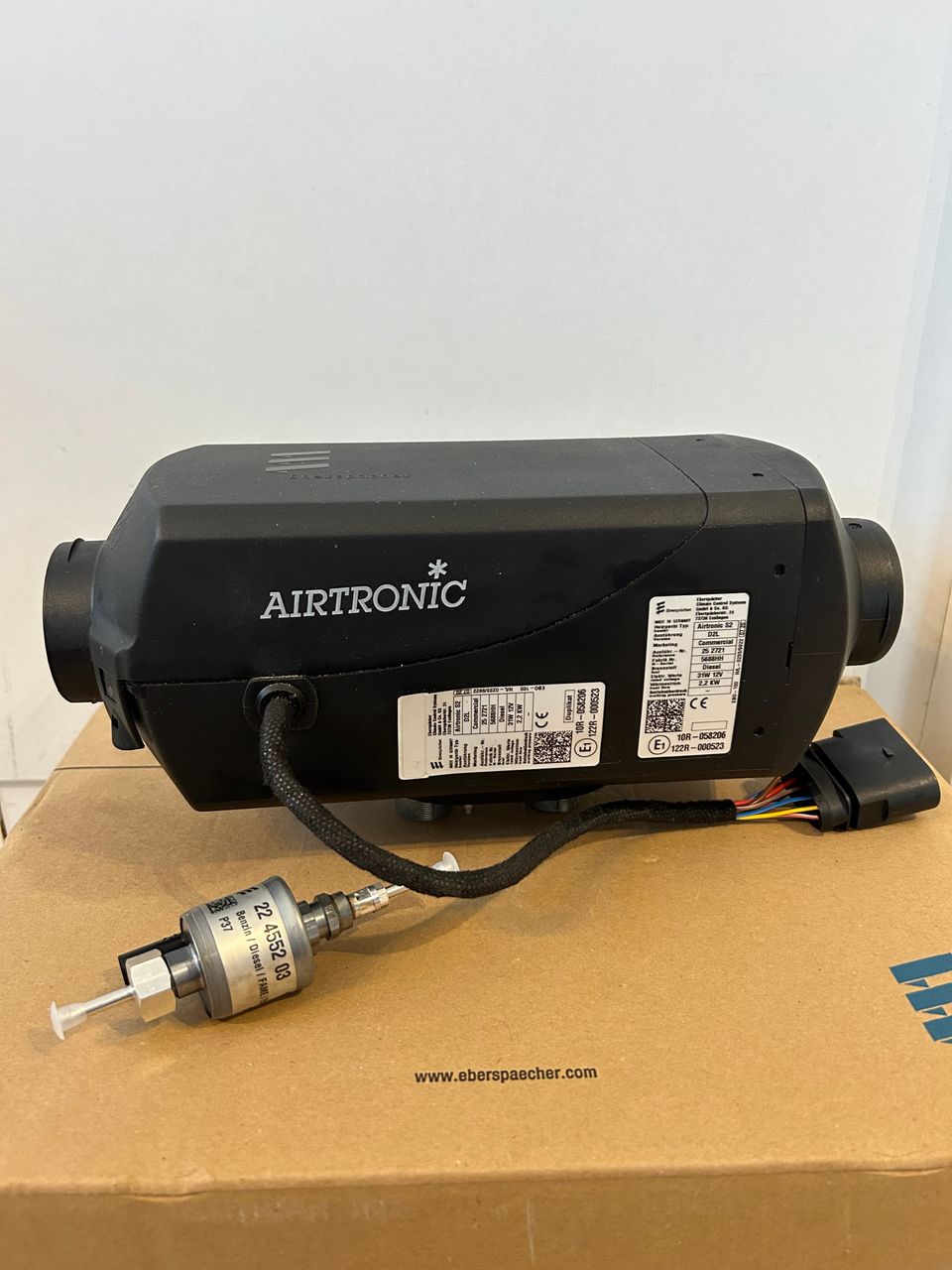 Eberspächer Airtronic S2 D2L 12V ilmalämmitin