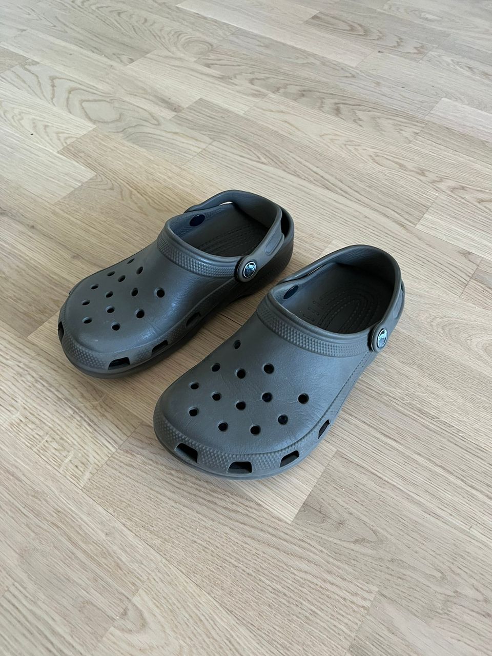 Crocs sandaalit 36-37