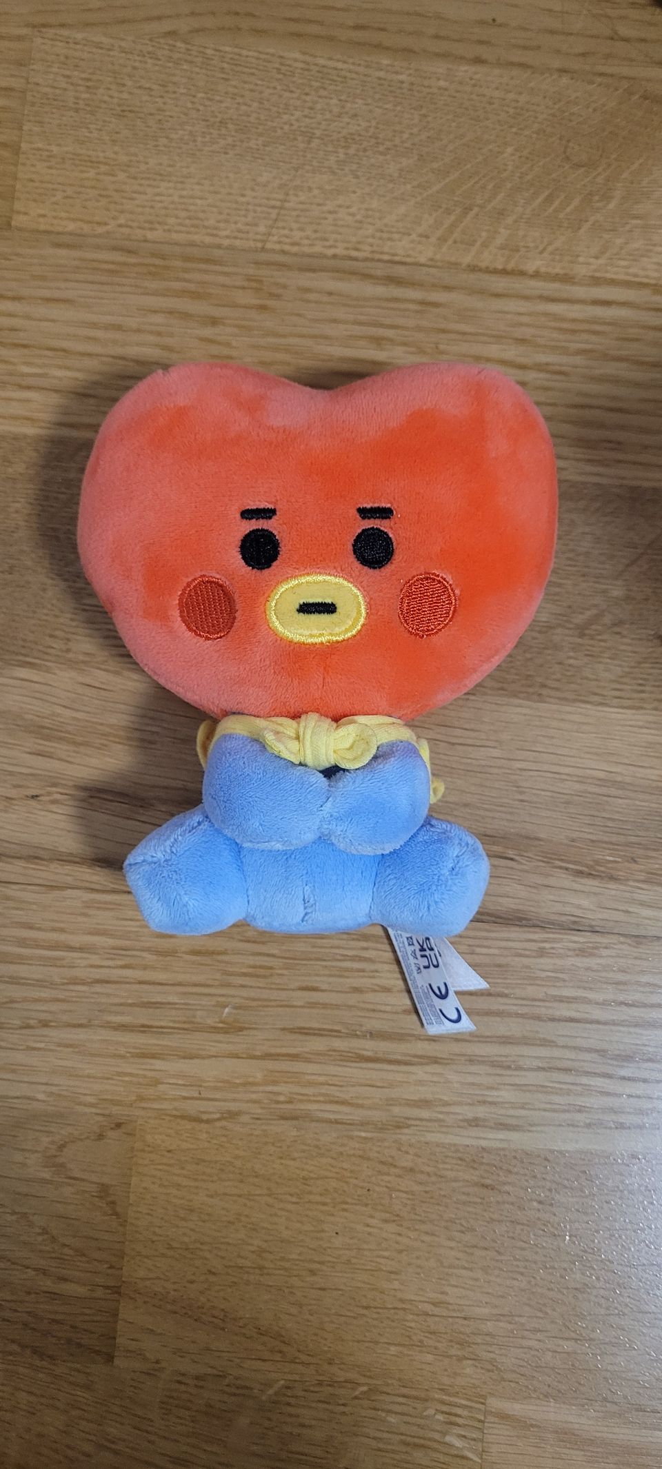 BTS Pehmolelu BT21 baby TATA 8 Inch