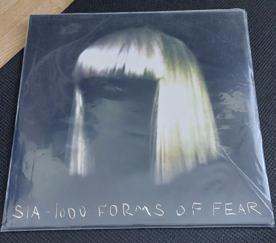 SIA 1000 forms of fear