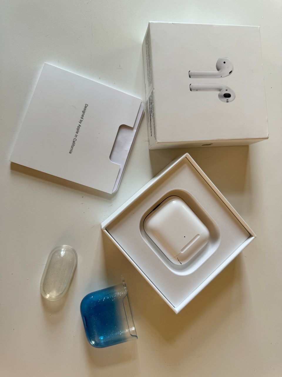 Apple AirPods gen 2