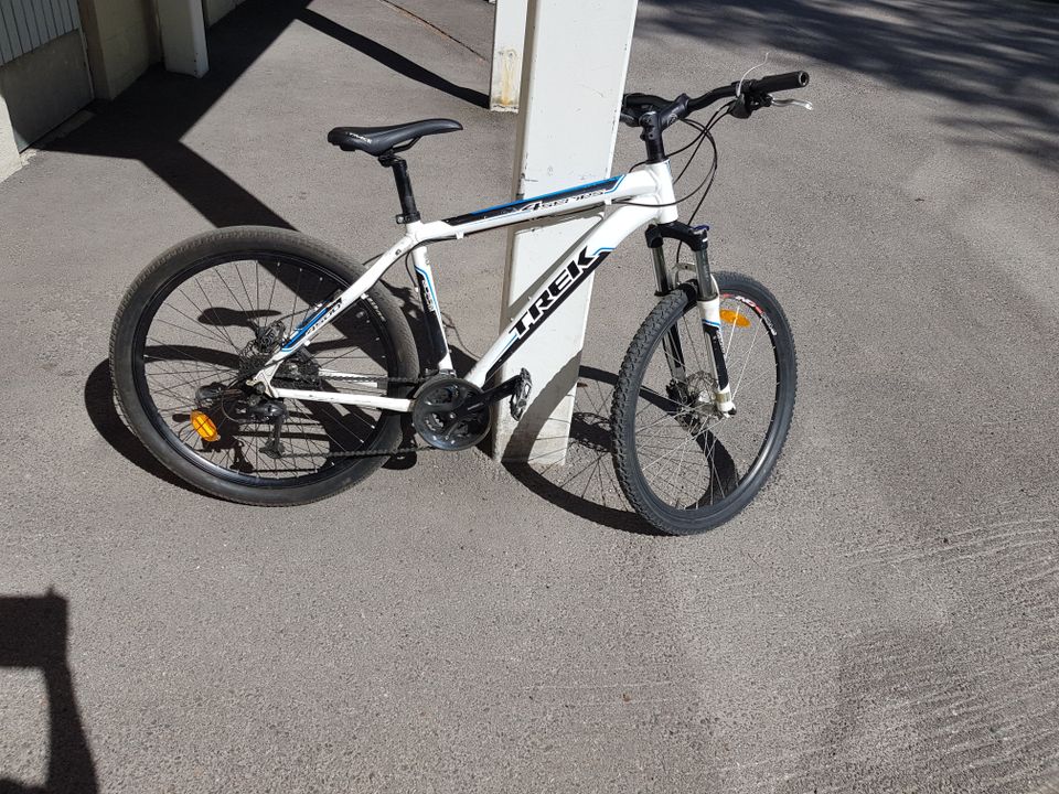 Trek 4500 Maastopyörä