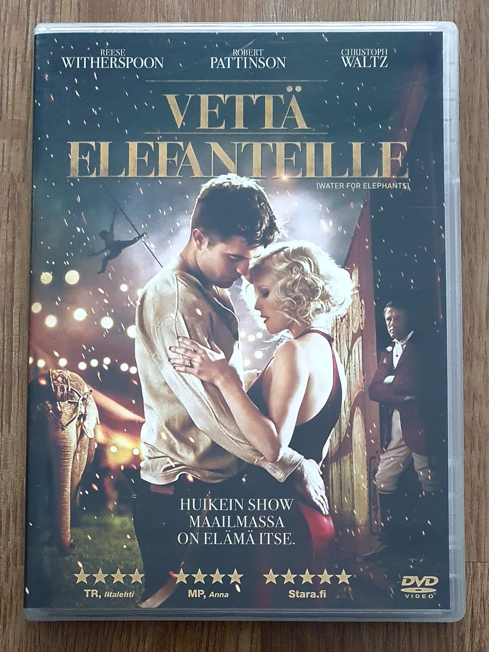 Vettä elefanteille dvd