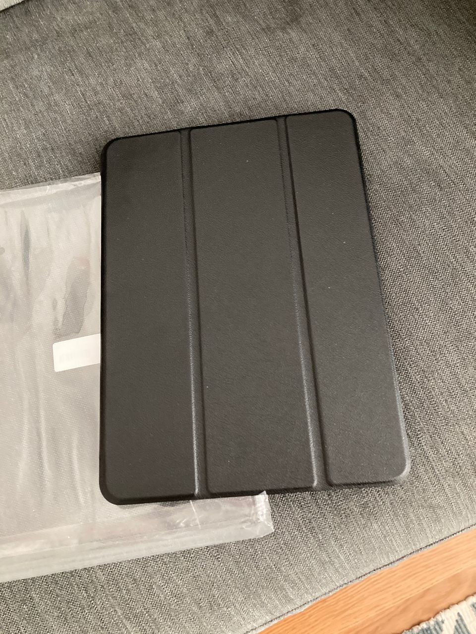 iPad air 10,9 (2022) suojakuori musta