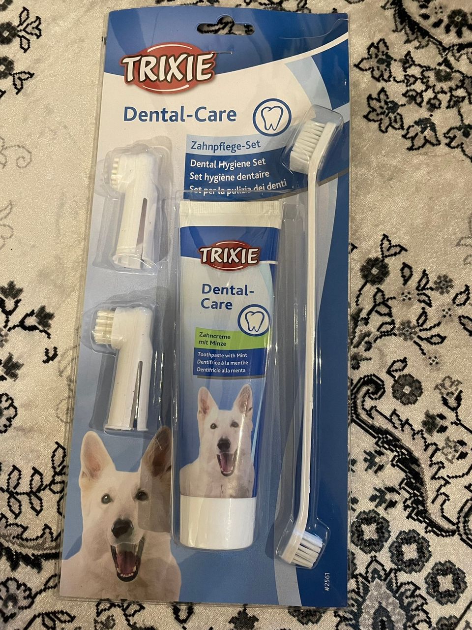 Myydän koiran hammasharjasetti