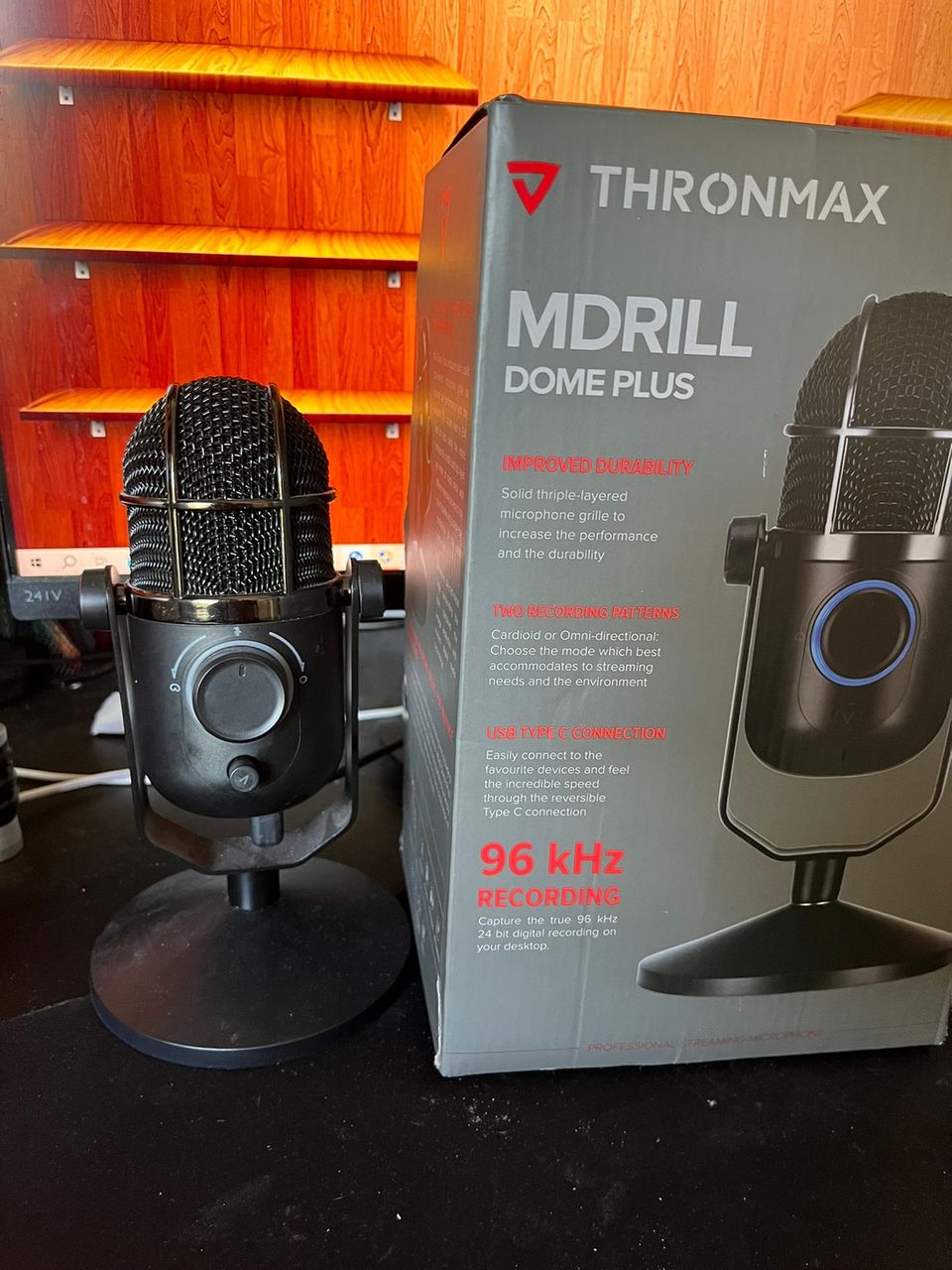 Thronmax Mdrill Dome Plus M3