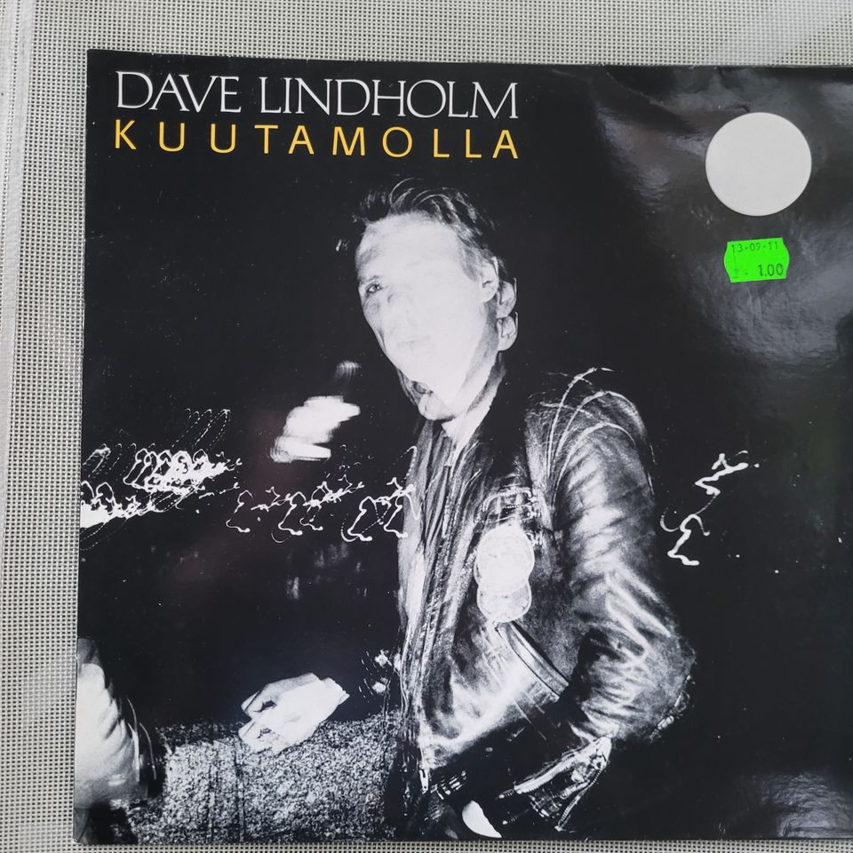Dave Lindholm Kuutamolla LP