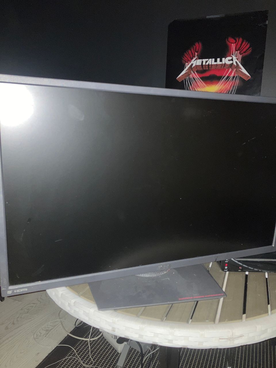 60hz asus pelinäyttö