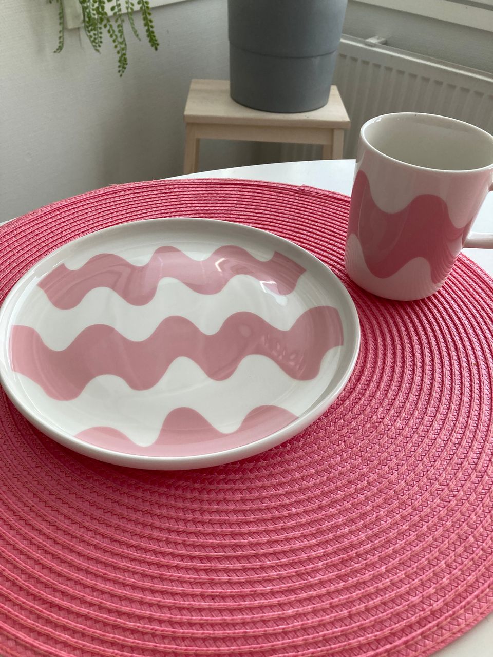 Marimekko muki ja lautanen (uusia)