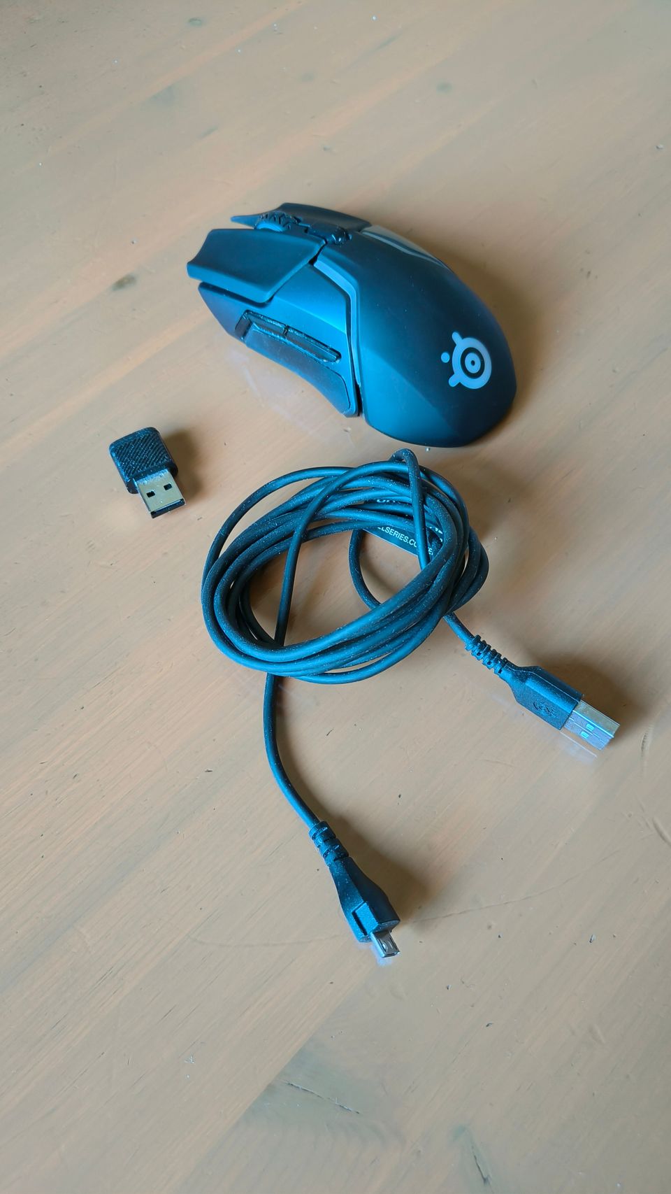 Steelseries rival 650 langaton pelihiiri