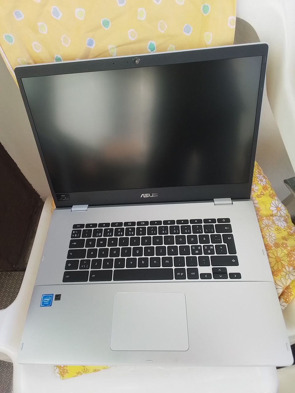 Chromebook Asus