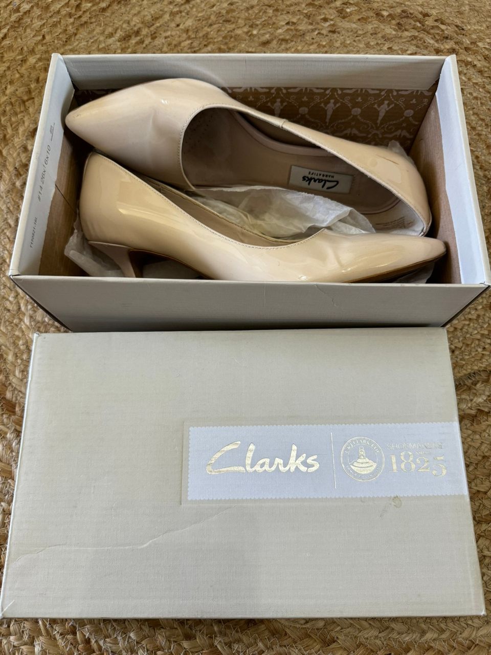 Käytetty Clarks beige korkokengät