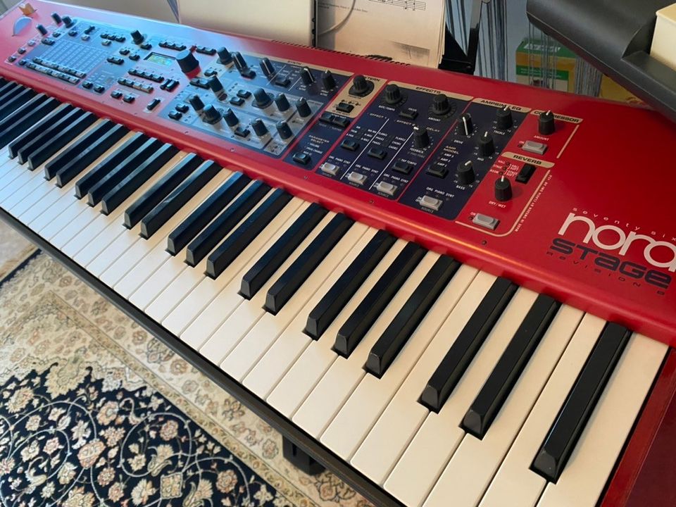 Clavia NORD Stage 76 Revision B syntetisaattori/keikkapiano