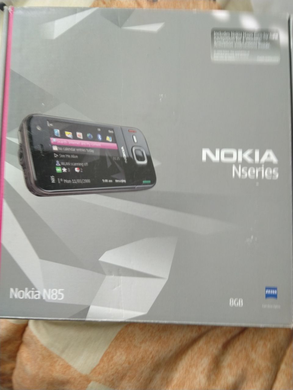 Nokia  N85