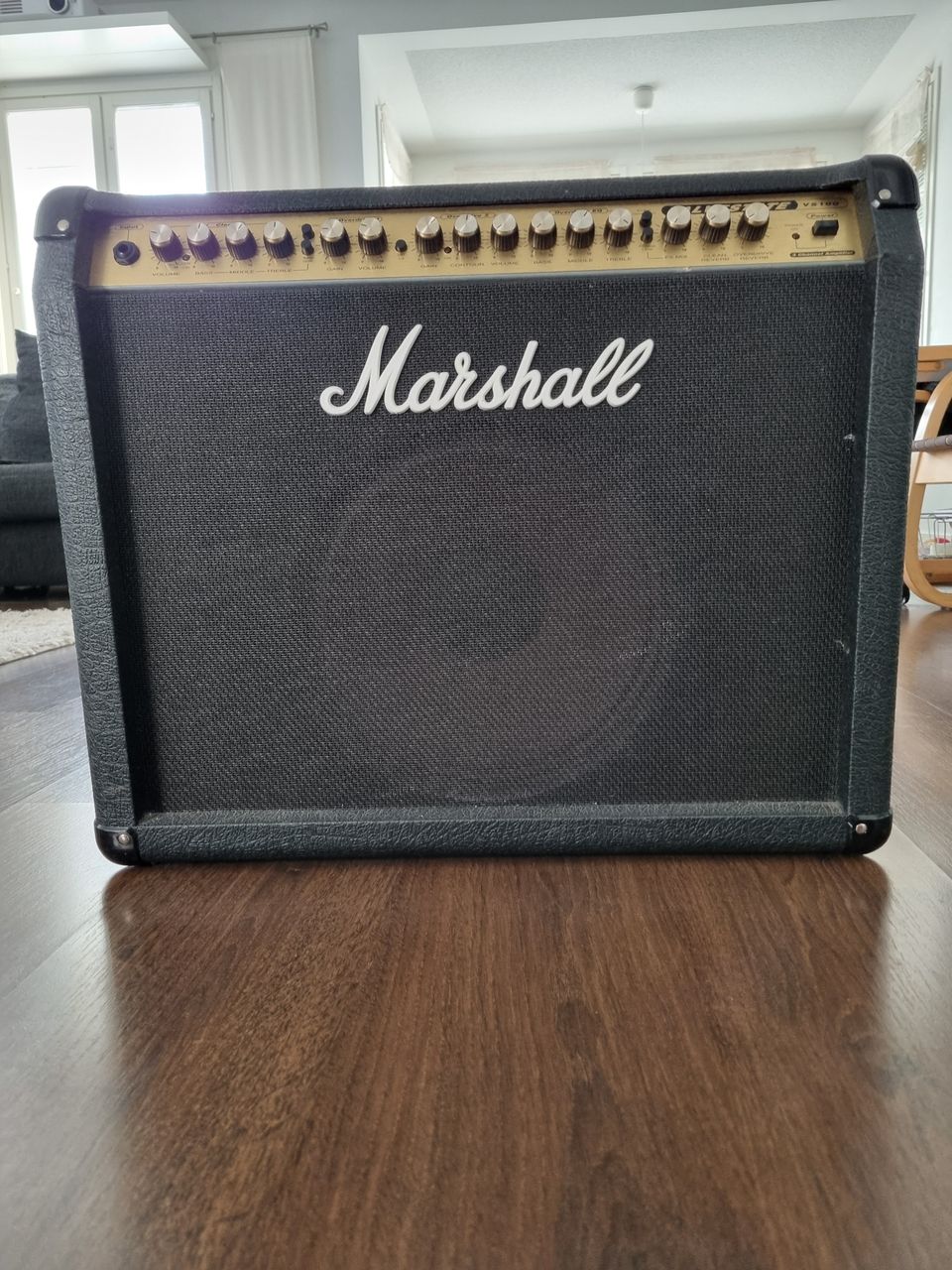 Marshall Valvestate VS-100 kitaravahvistin