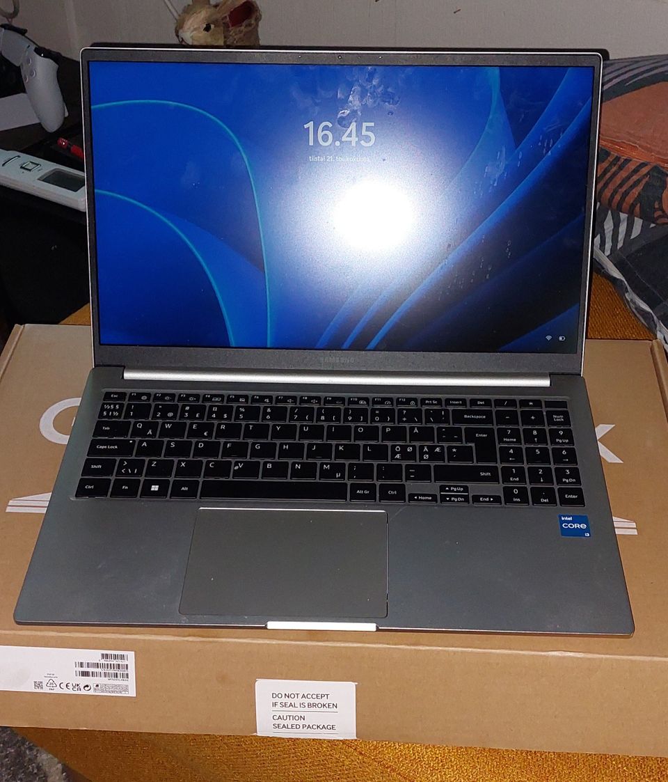 Samsung Galaxy Book3 15,6" -kannettava, Win 11
(NP750XFG-KB3SE)