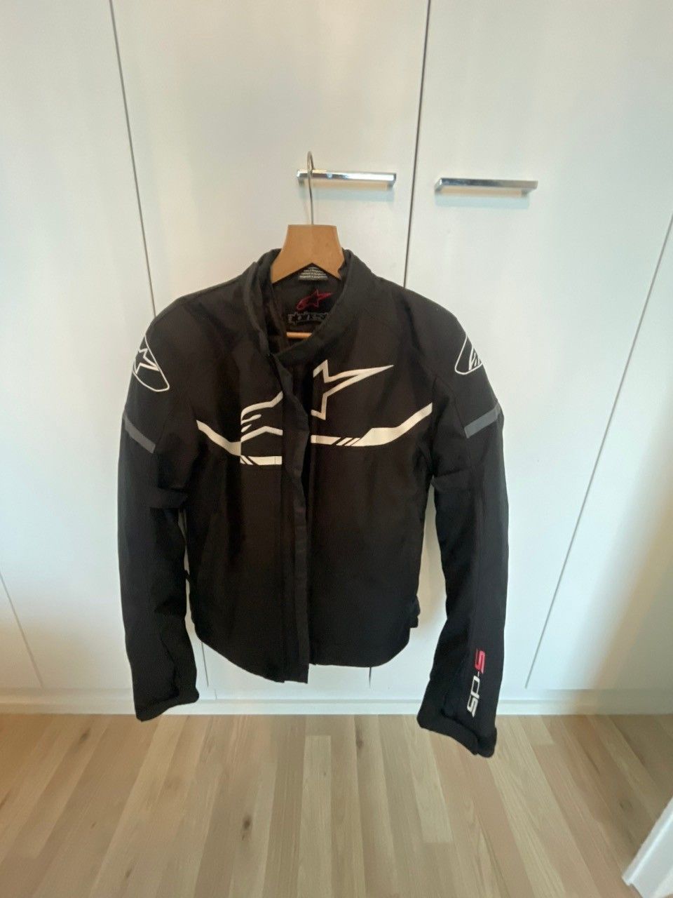 Alpinestars moottoripyörätakki