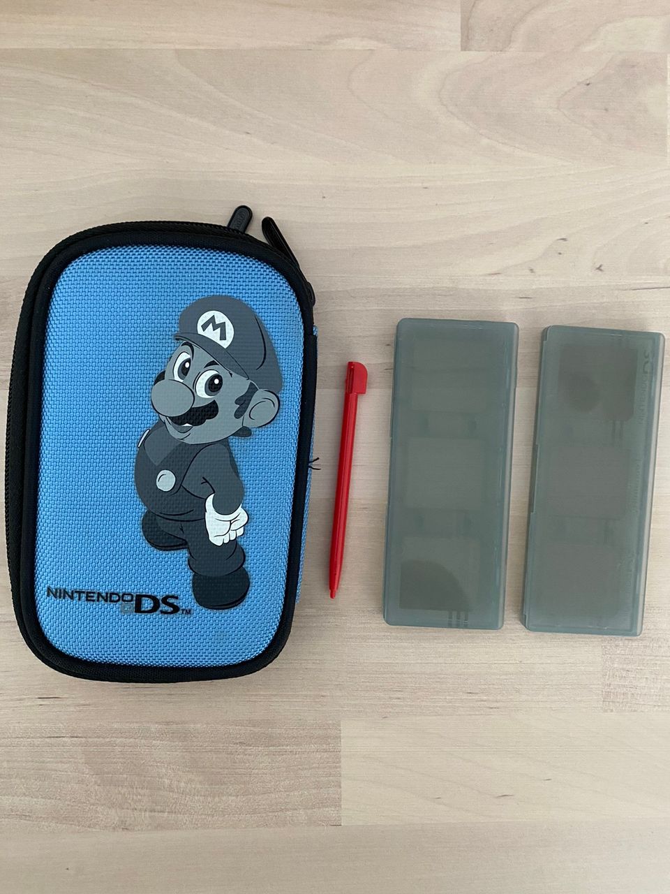 Nintendo DS tarvikkeita