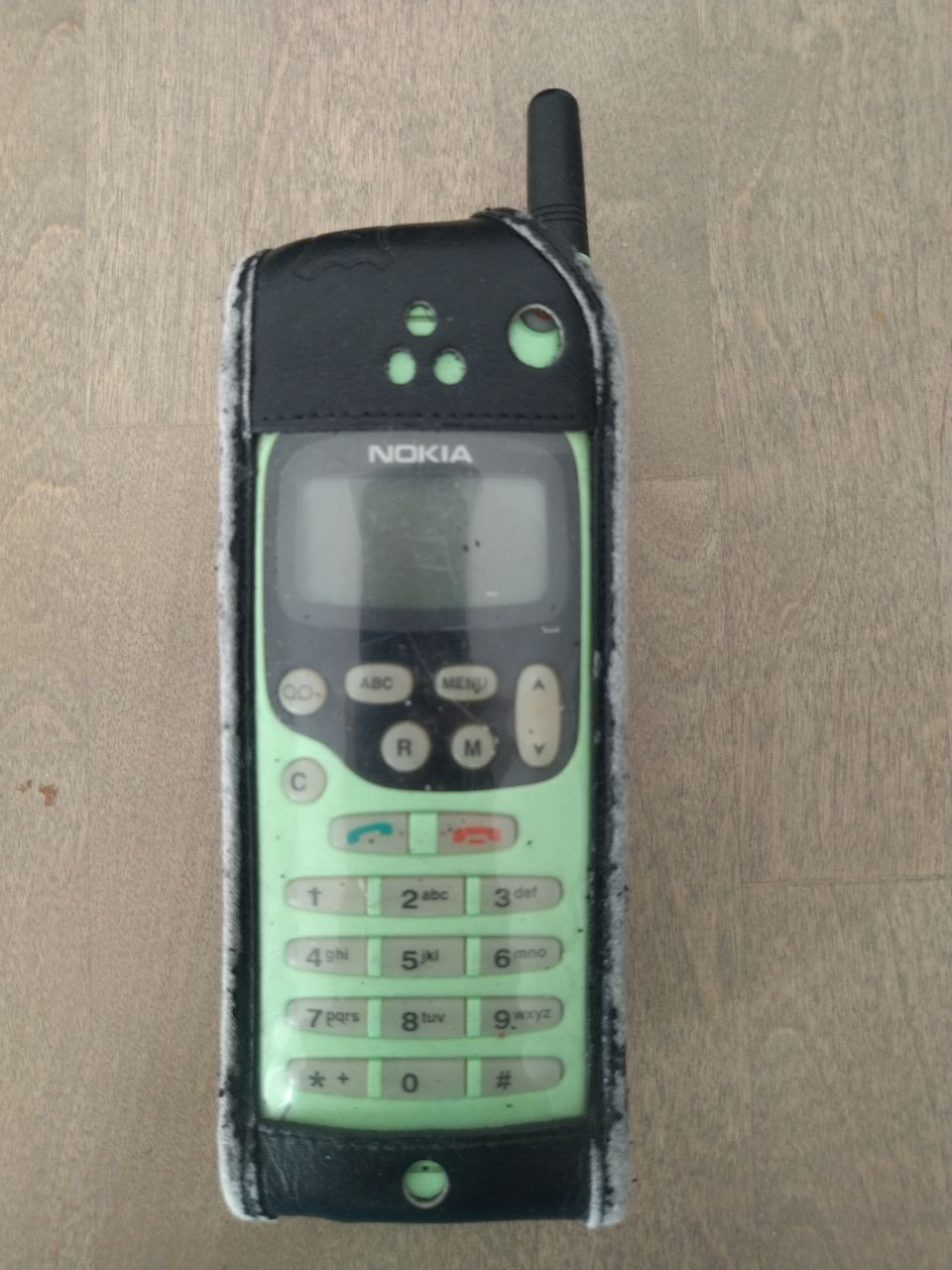 Nokia 1610