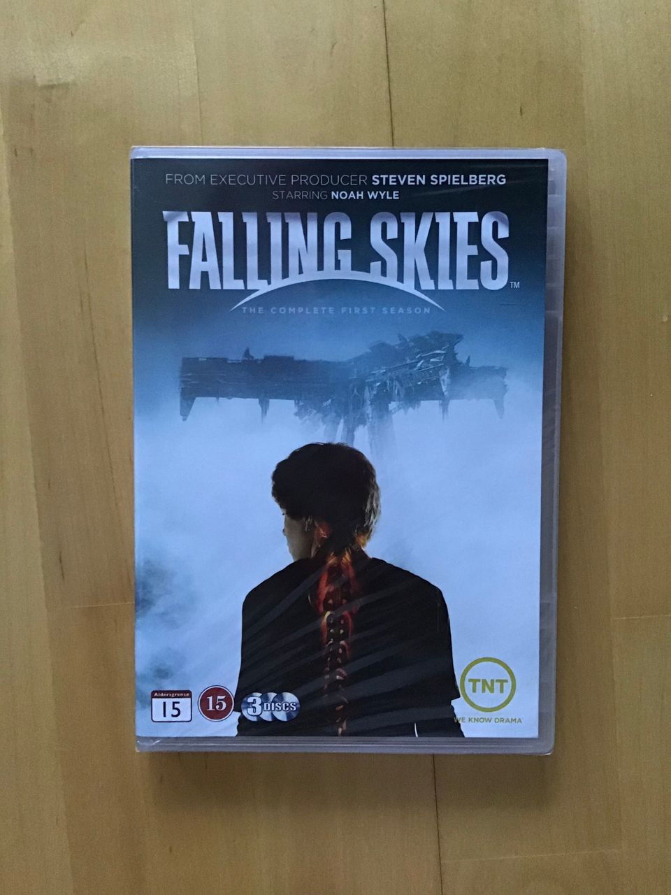 Falling skies ( DVD ) Kausi 1. Sisältää 3 dvd:tä