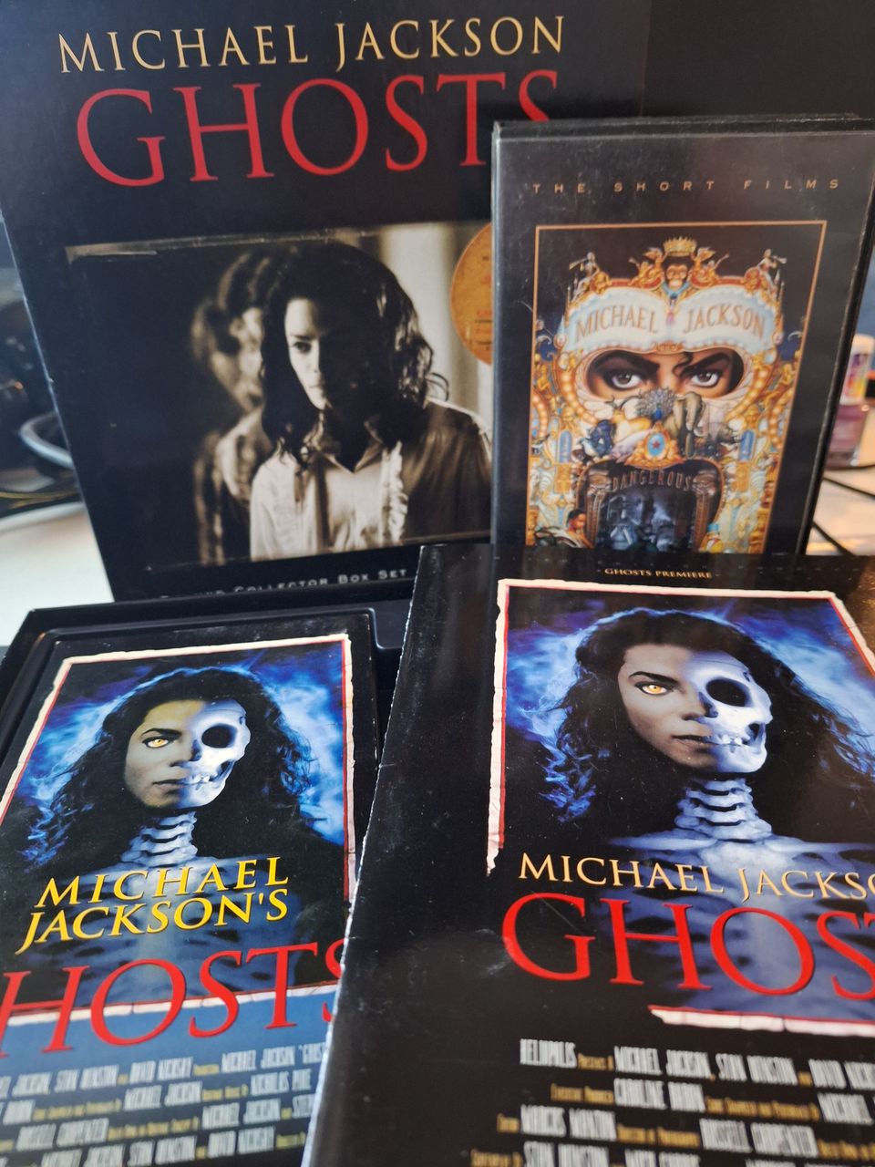 Michael Jackson Ghosts / Dangerous
