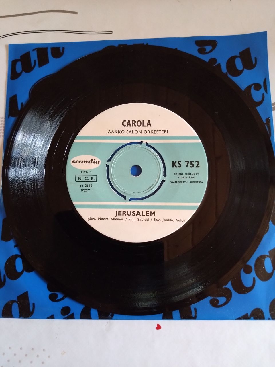 Carola 7" Jerusalem / Tuutulaulu