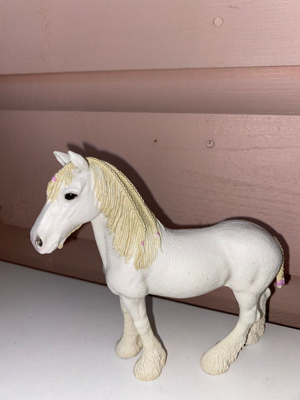 Myydään Schleich hevonen 13735