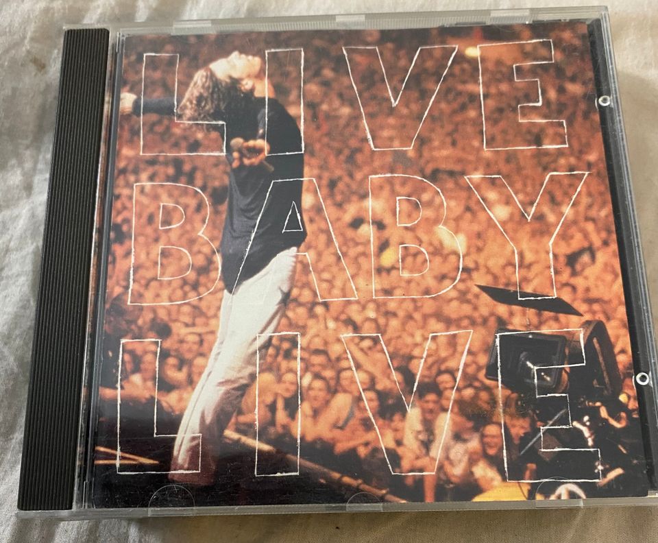 CD-levyt INXS: Live baby live, Very best of, Welcome to wherever you are