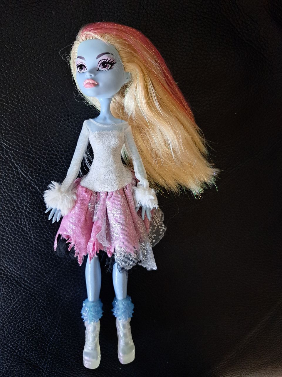 Monster high nukke