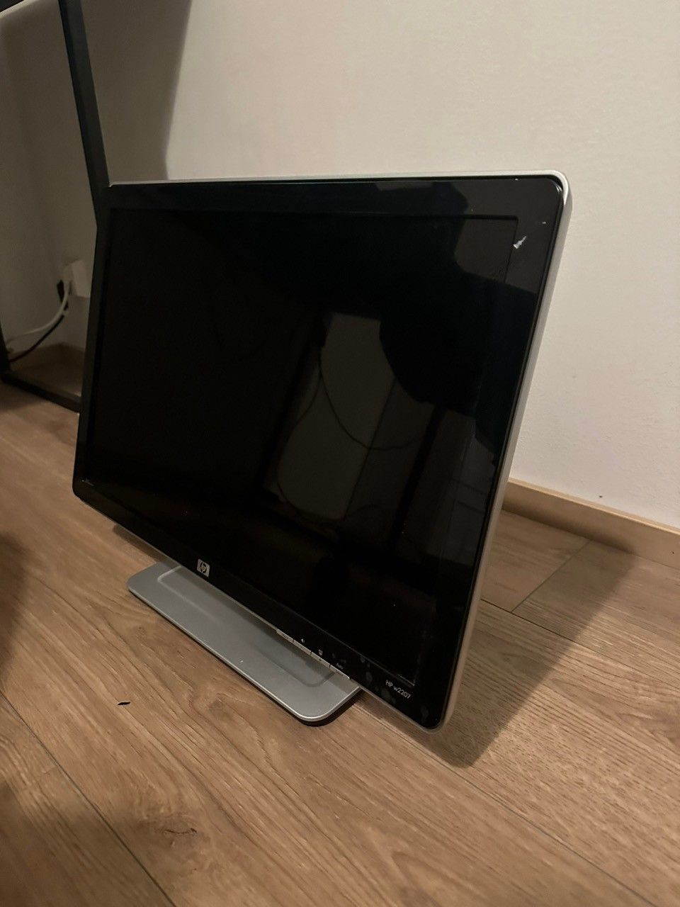 HP W2207 | 65HZ