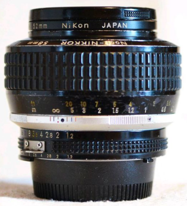 Nikon Noct-Nikkor 58mm AI f/1.2 MF