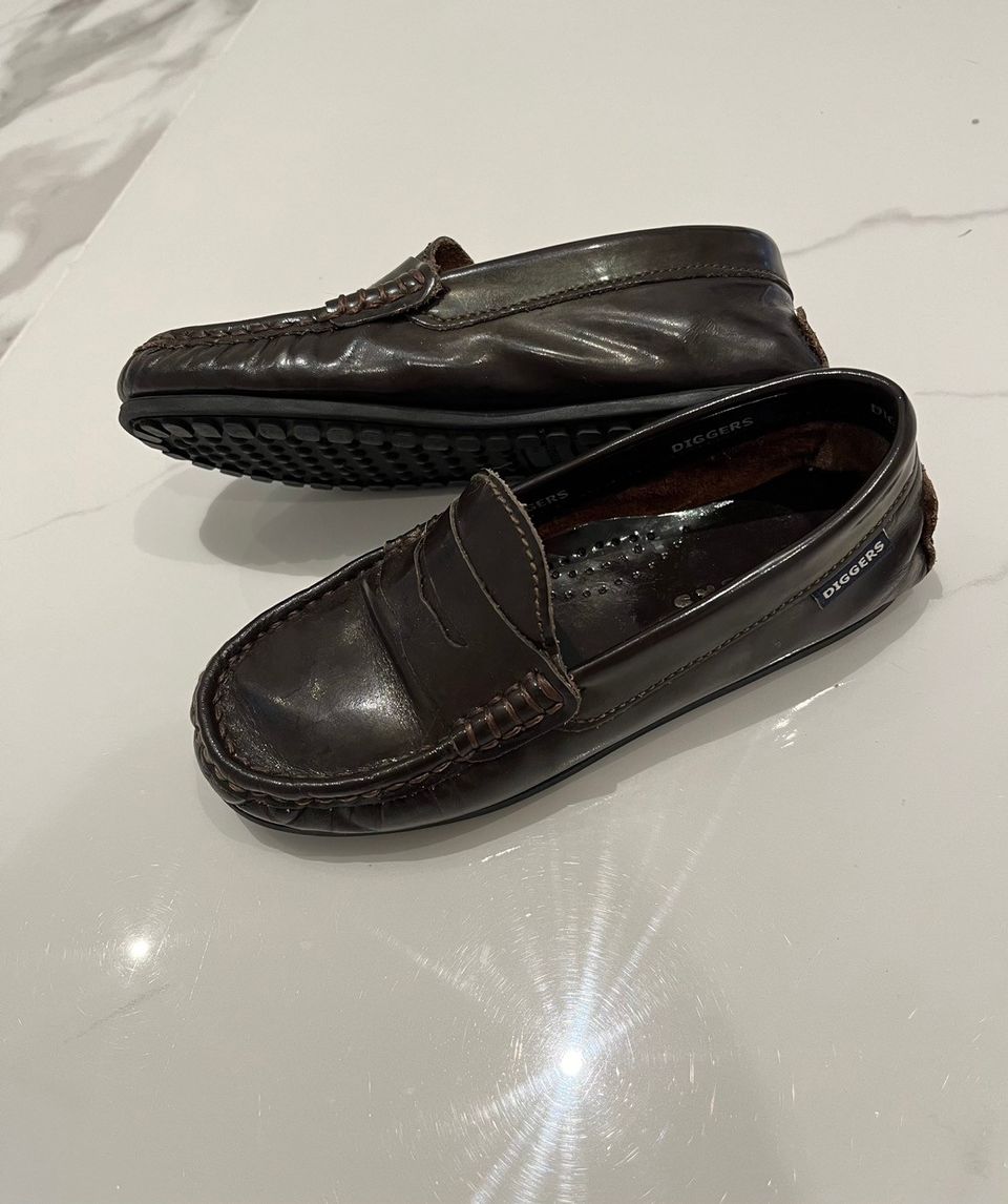 Poikien ihanat loaferit, koko 30