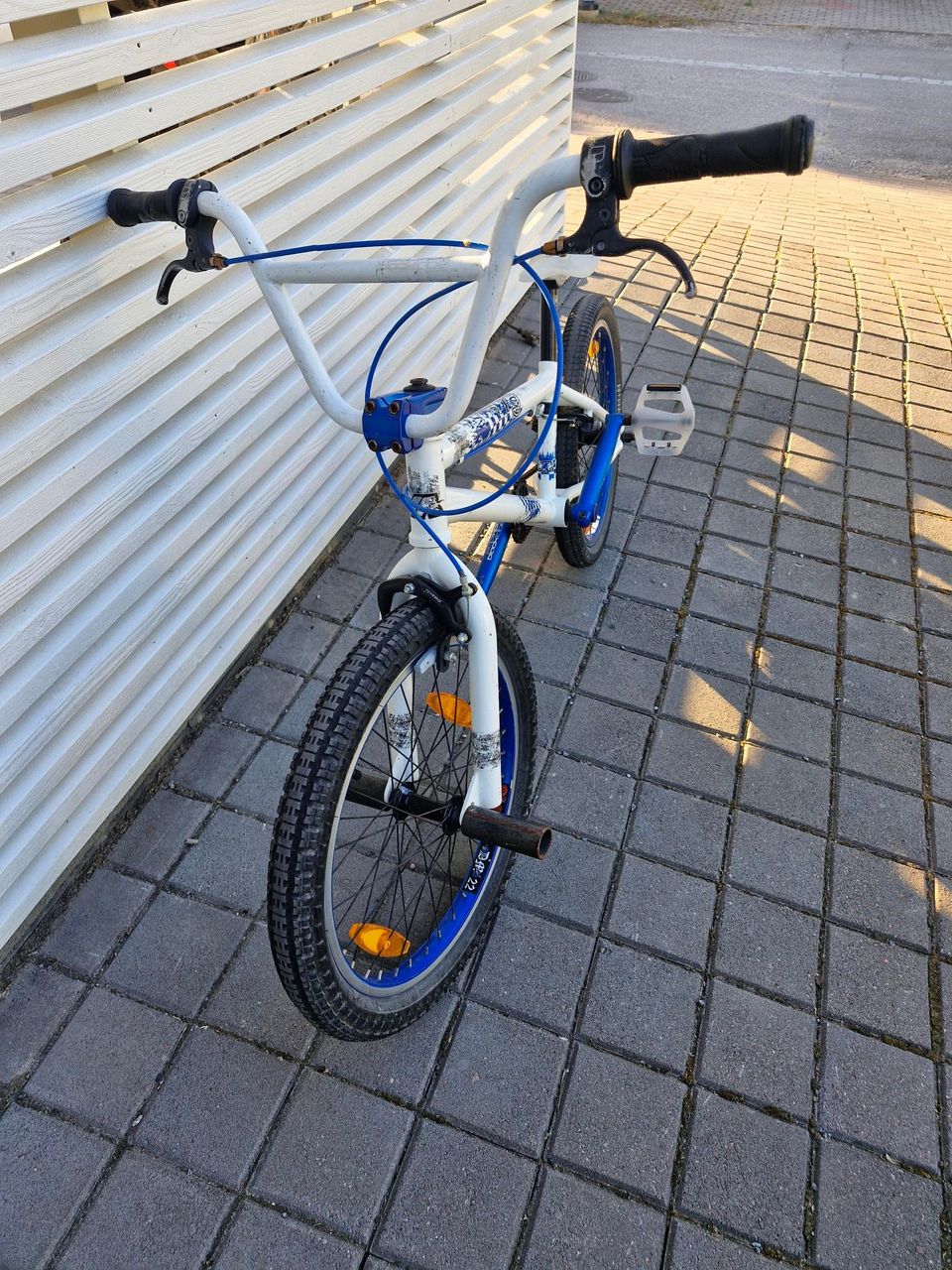 BMX-polkupyörä