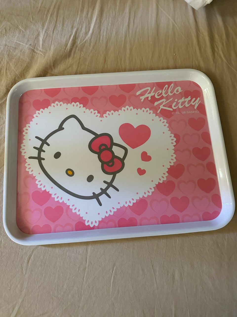 Hello Kitty tarjotin UUSI