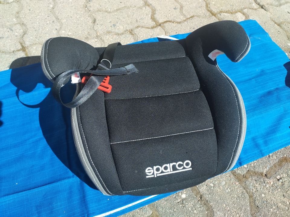 Sparco auton istuimen koroke