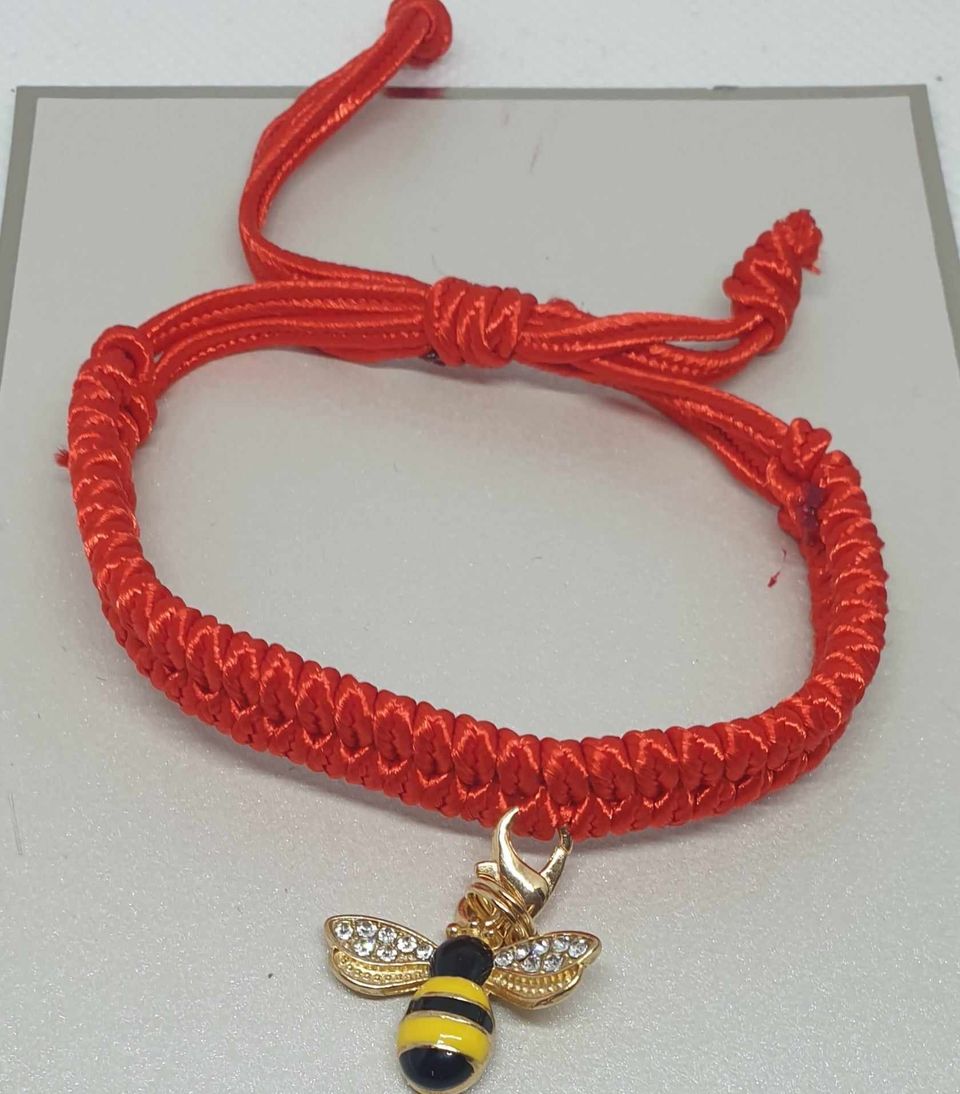 Mehiläinen-rannekoru,punainen (leveys säädettävissä 12cm-24cm.)