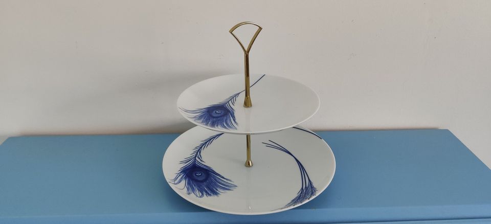 Magnor - Peacock Blue Kerrostarjotin (Apilanlehti, Ari Behn)