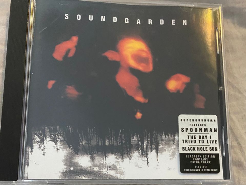 CD-levyt Soundgarden: Badmotorfinger & Superunknown