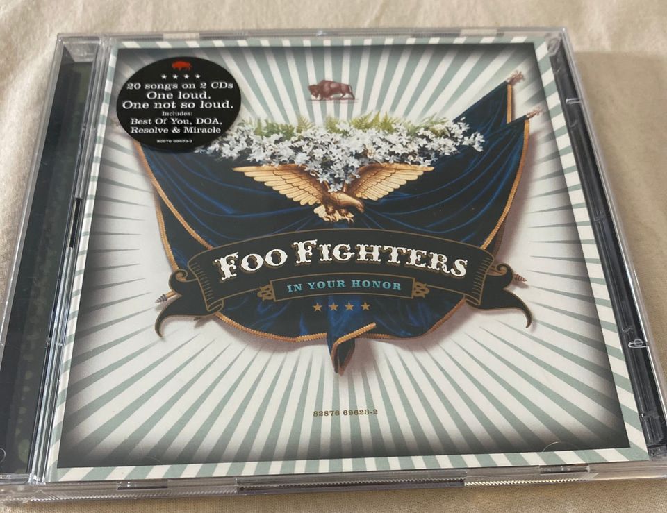 CD-levyt Foo Fighters: In you honor & One by one