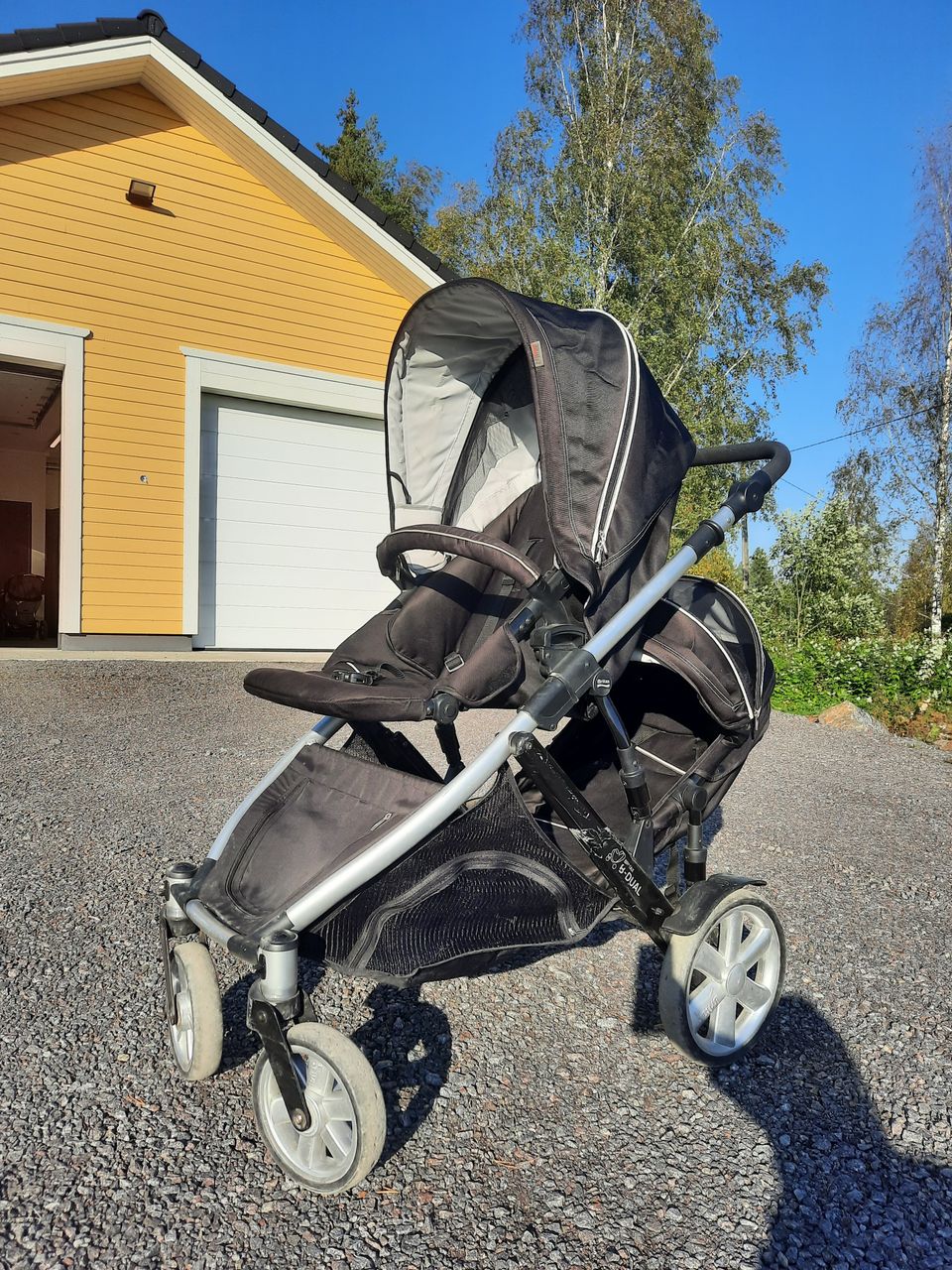 Britax B-Dual sisarusrattaat