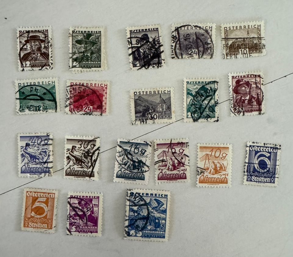 Itävaltalaisia postimerkkejä