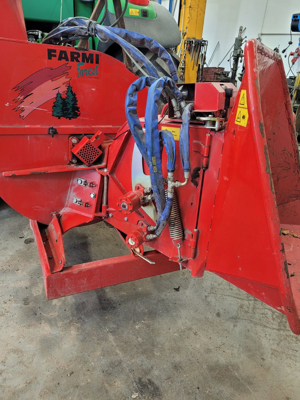 Farmi CH260 hakkuri